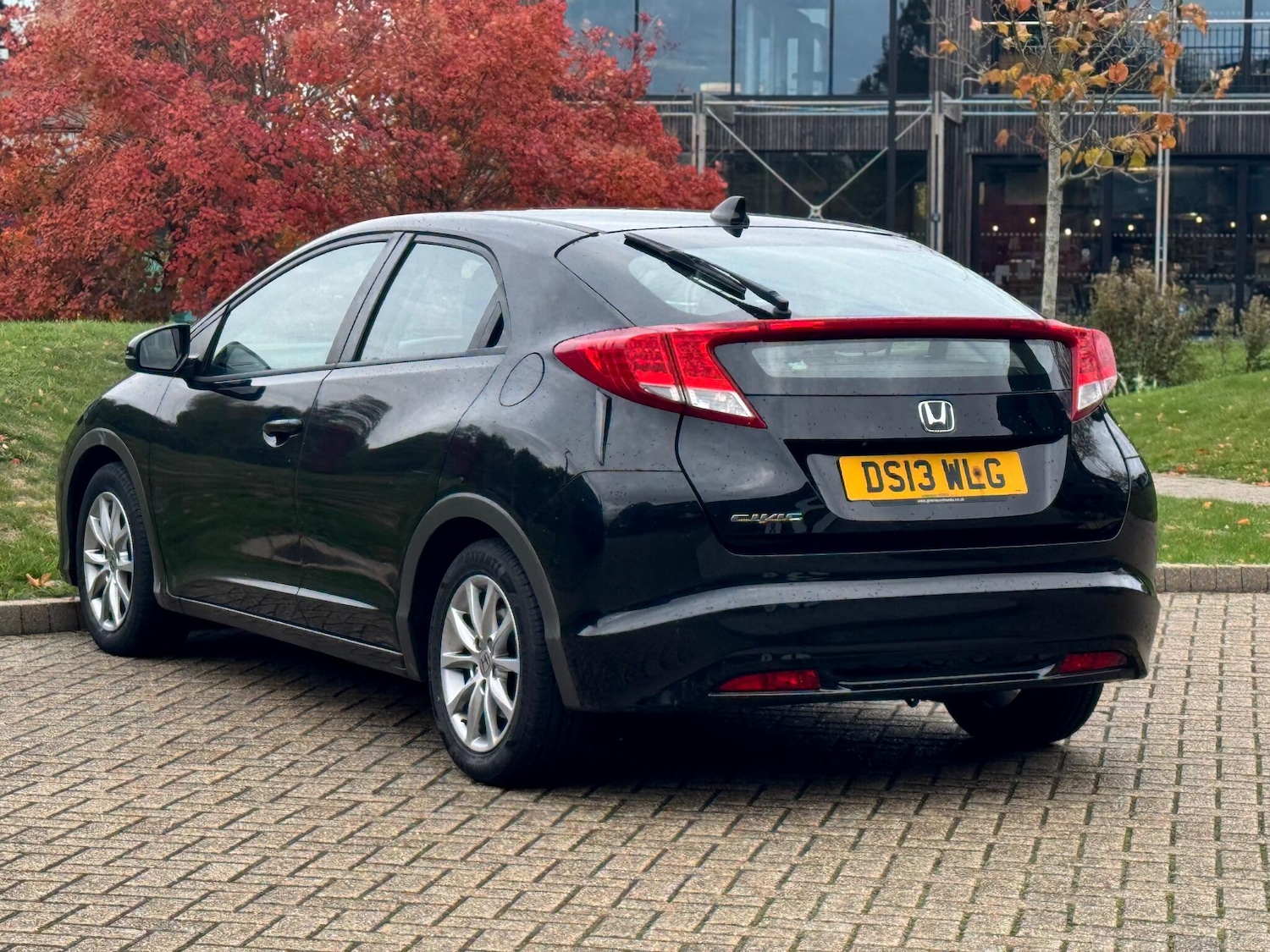 Used Honda Civic 2013 for sale - 76378009: Photo 4