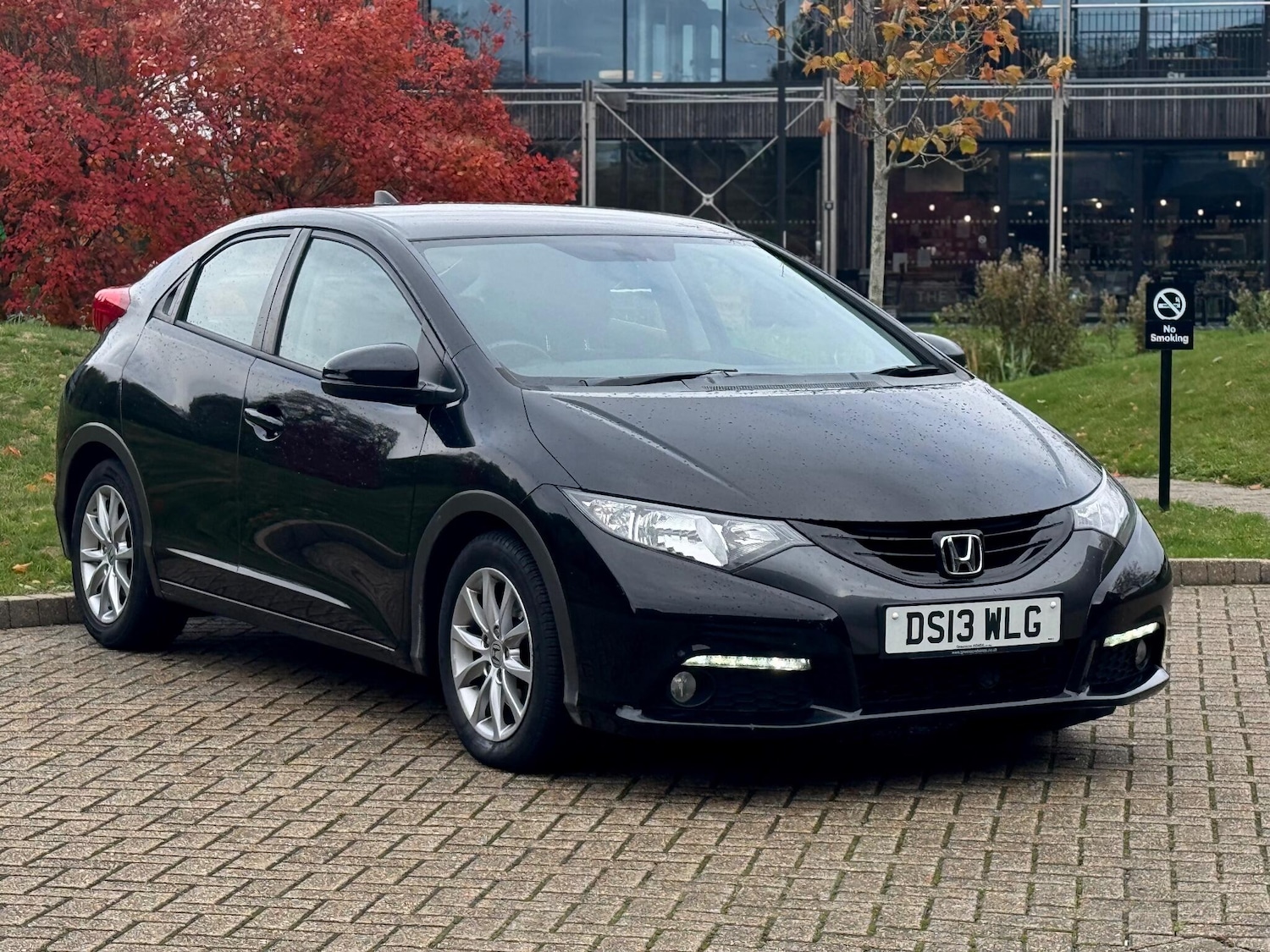 Used Honda Civic 2013 for sale - 76378009: Photo 5
