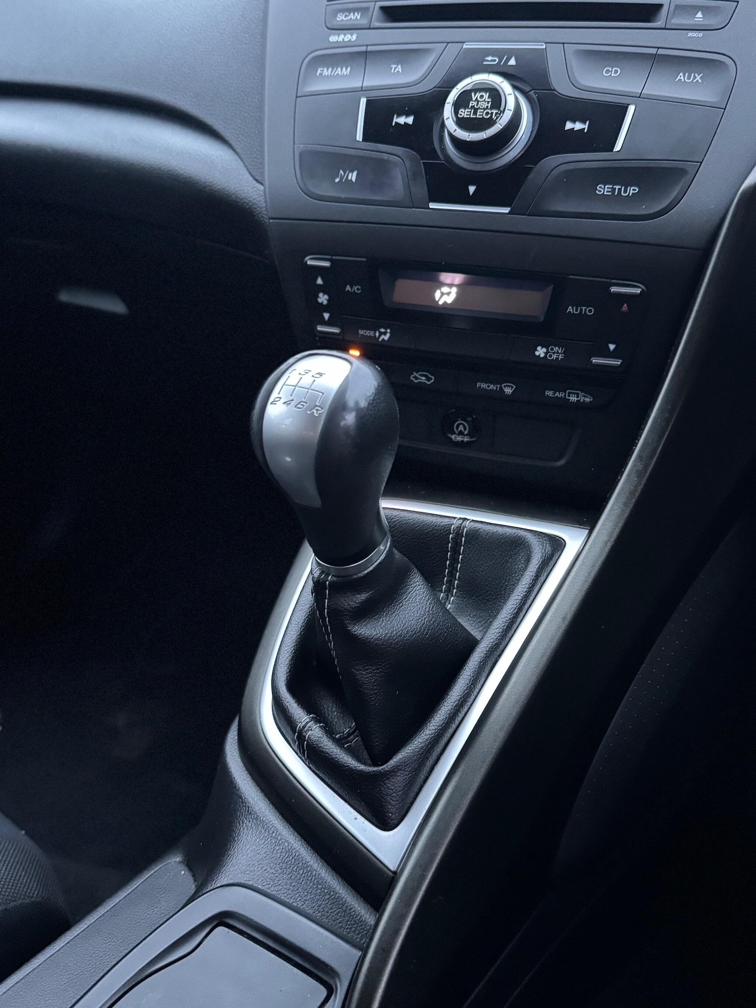 Used Honda Civic 2012 for sale - 76377394: Photo 12
