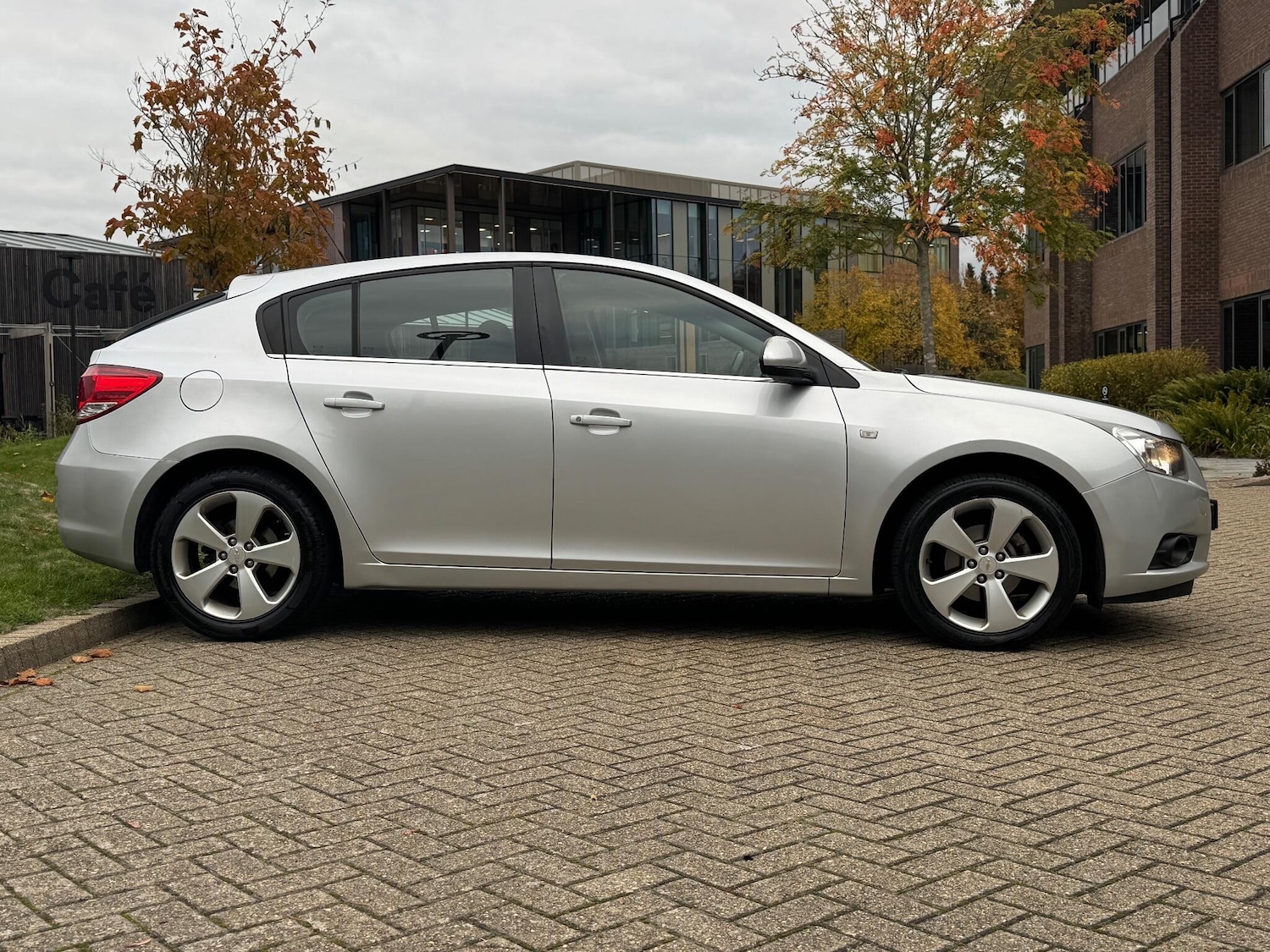 Used Chevrolet Cruze 2012 for sale - 76364029: Photo 7