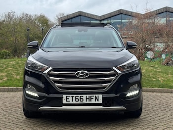 Used Hyundai TUCSON 2017 for sale - 76472321: Photo