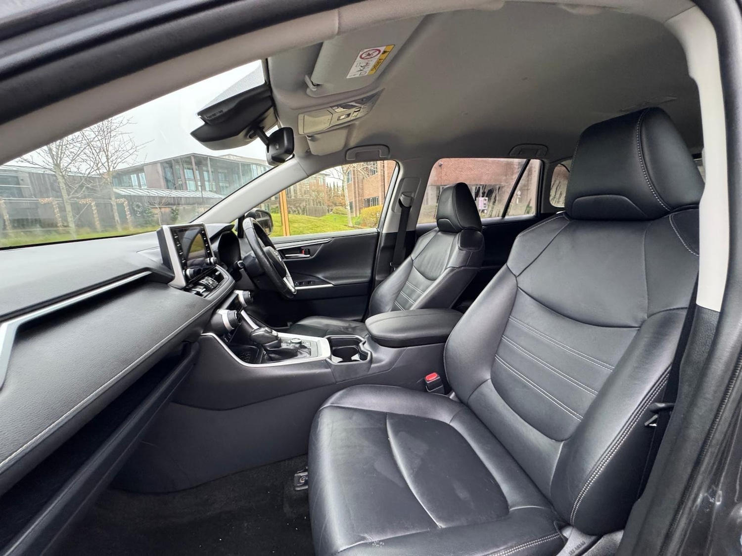 Used Toyota RAV4 2019 for sale - 76597301: Photo 19