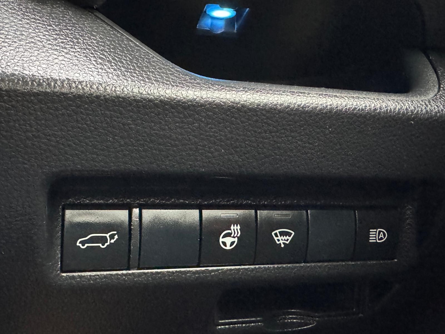 Used Toyota RAV4 2019 for sale - 76597301: Photo 23