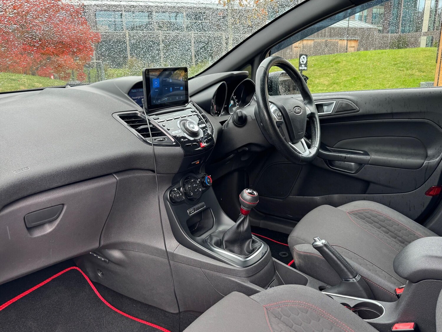 Used Ford Fiesta 2017 for sale - 76377376: Photo 12