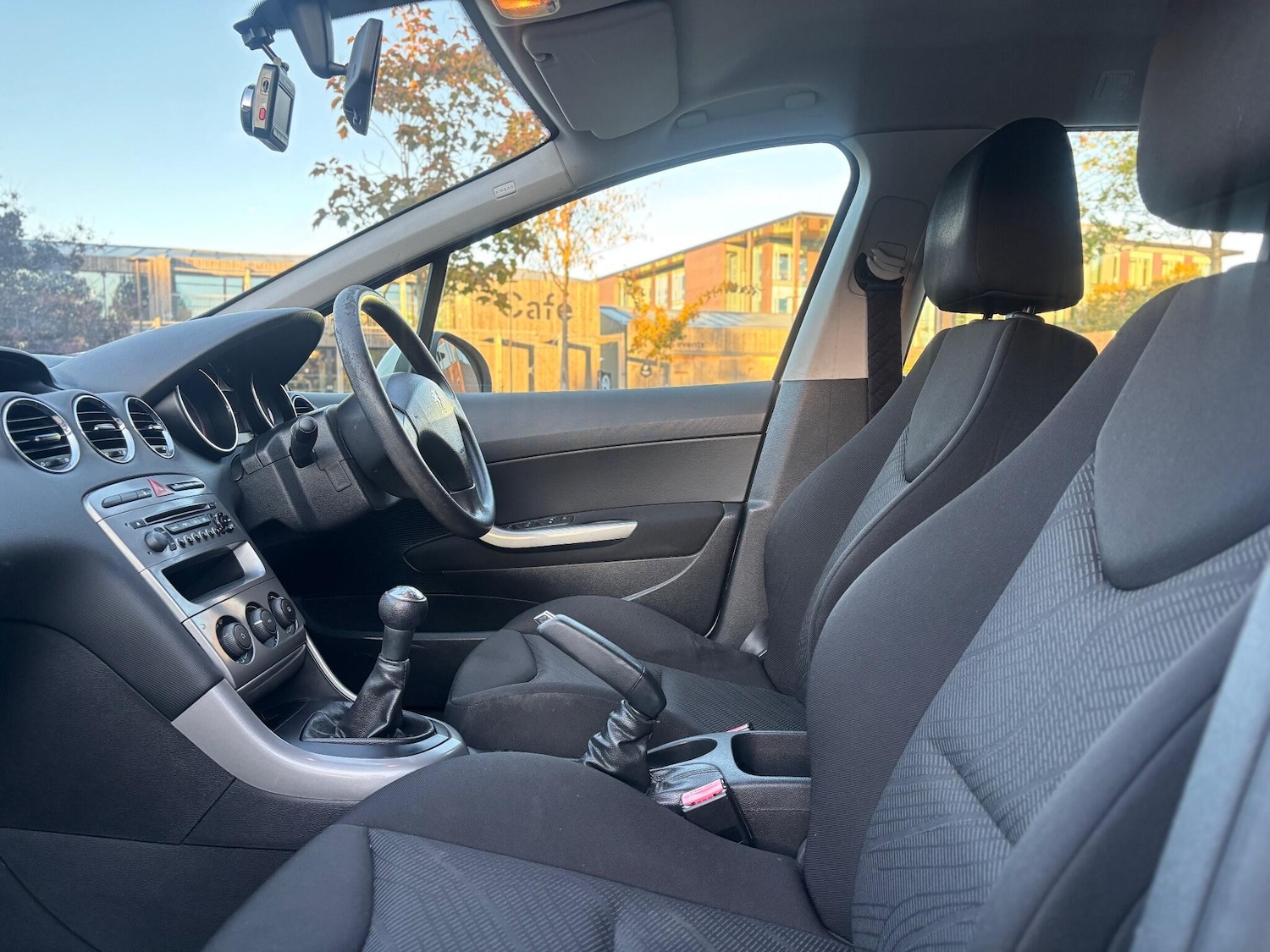 Used Peugeot 308 2011 for sale - 76377884: Photo 27