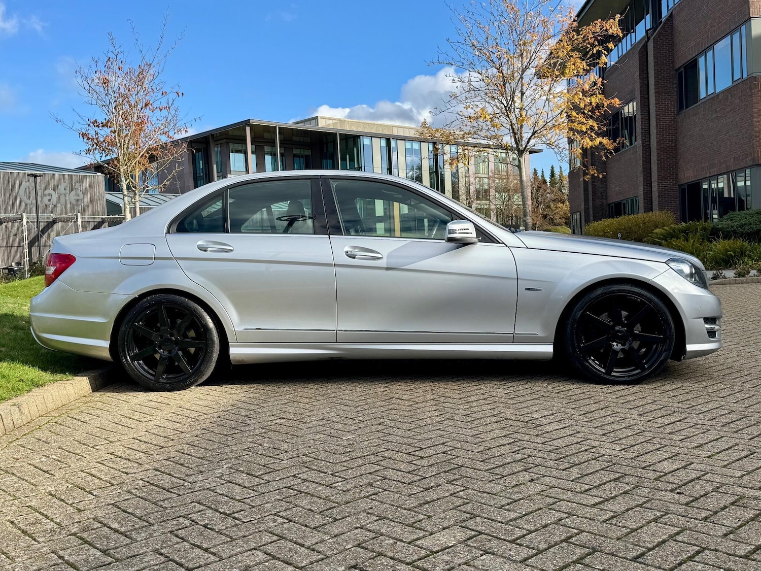 Used Mercedes-Benz C Class 2012 for sale - 76498592: Photo 10