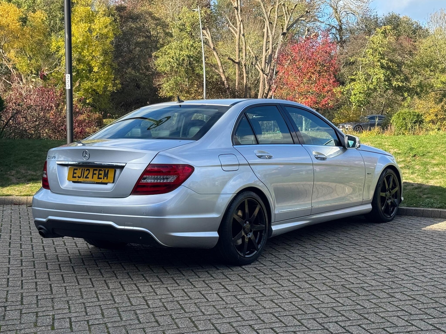 Used Mercedes-Benz C Class 2012 for sale - 76498592: Photo 11