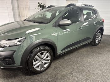 Used Dacia Sandero Stepway 2023 for sale - 78604840: Photo