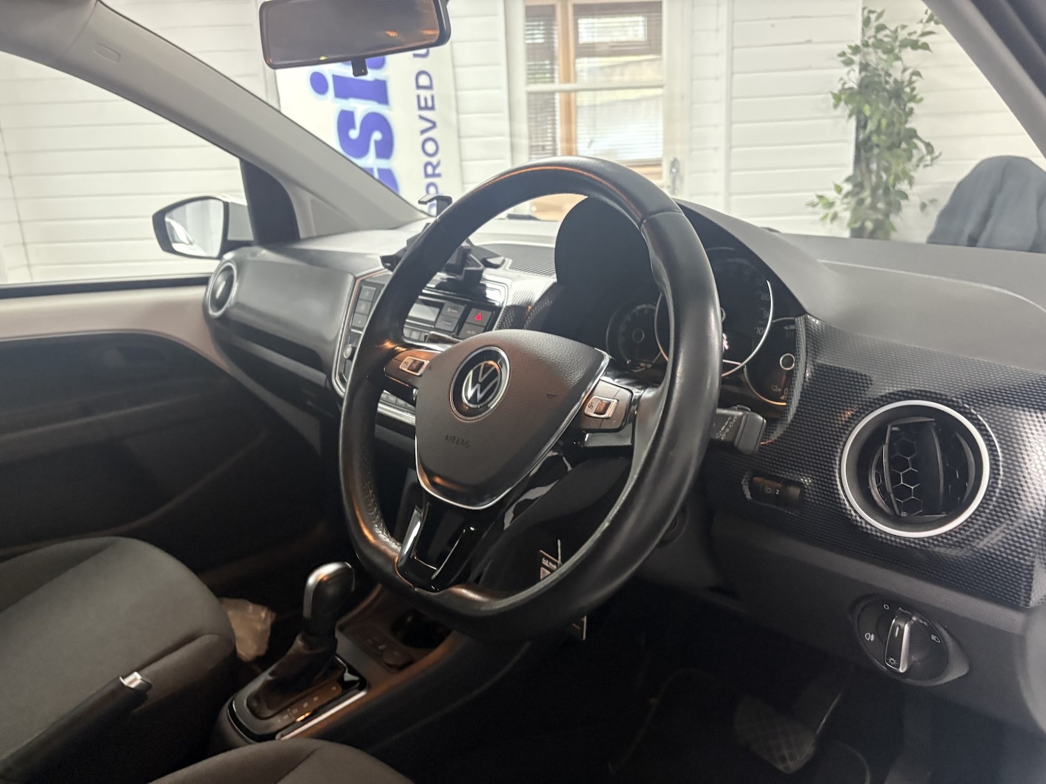 Used Volkswagen up! 2021 for sale - 77240304: Photo 26