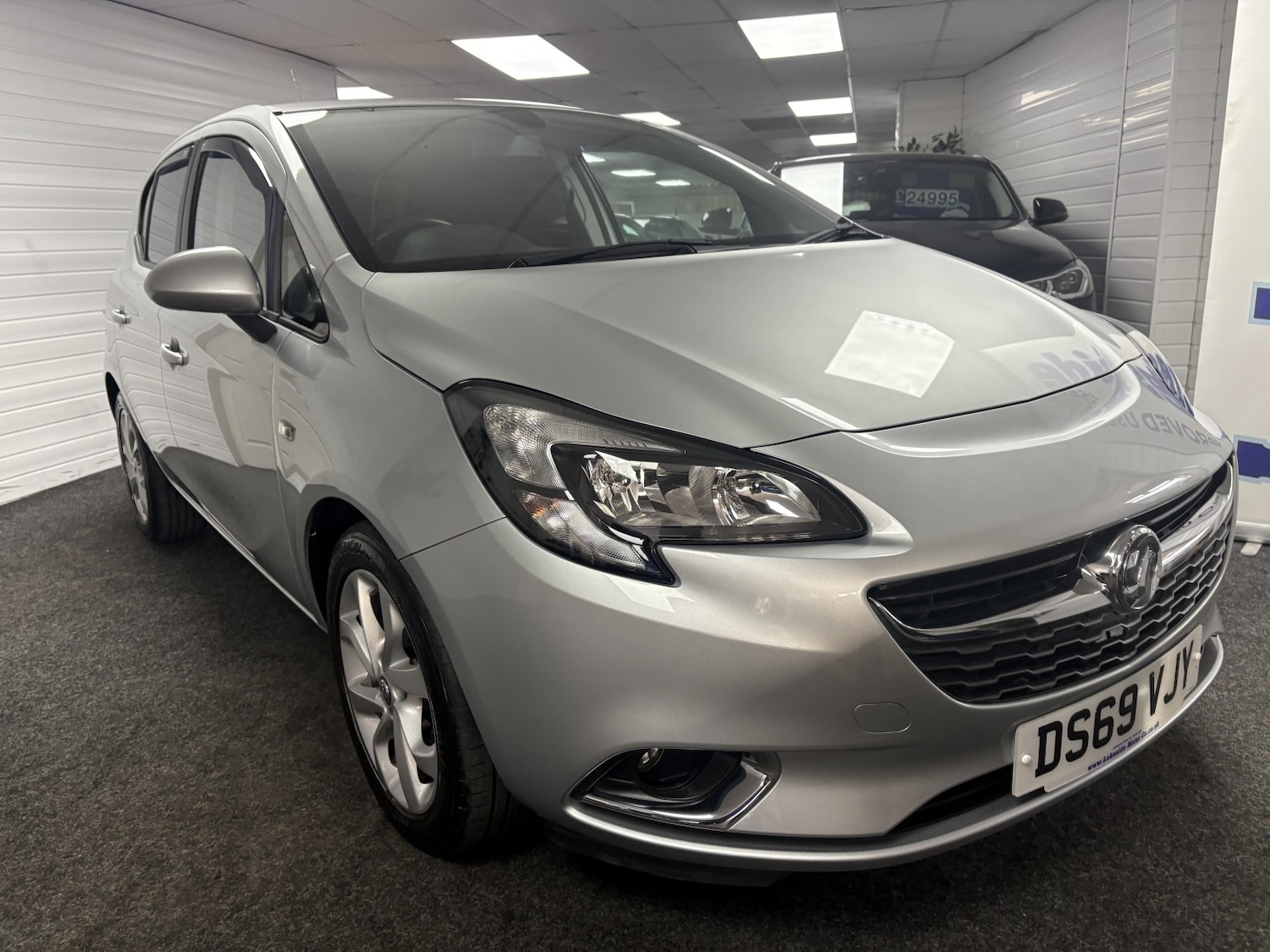 Used Vauxhall Corsa 2019 for sale - 76510854: Photo 2