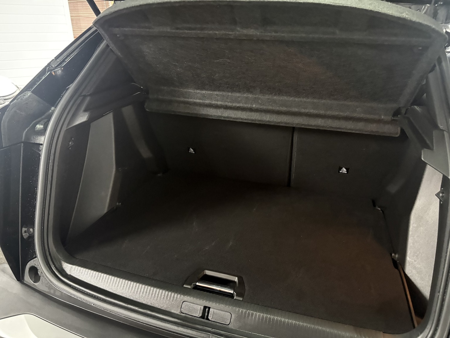 Used Peugeot 2008 2024 for sale - 77101367: Photo 12