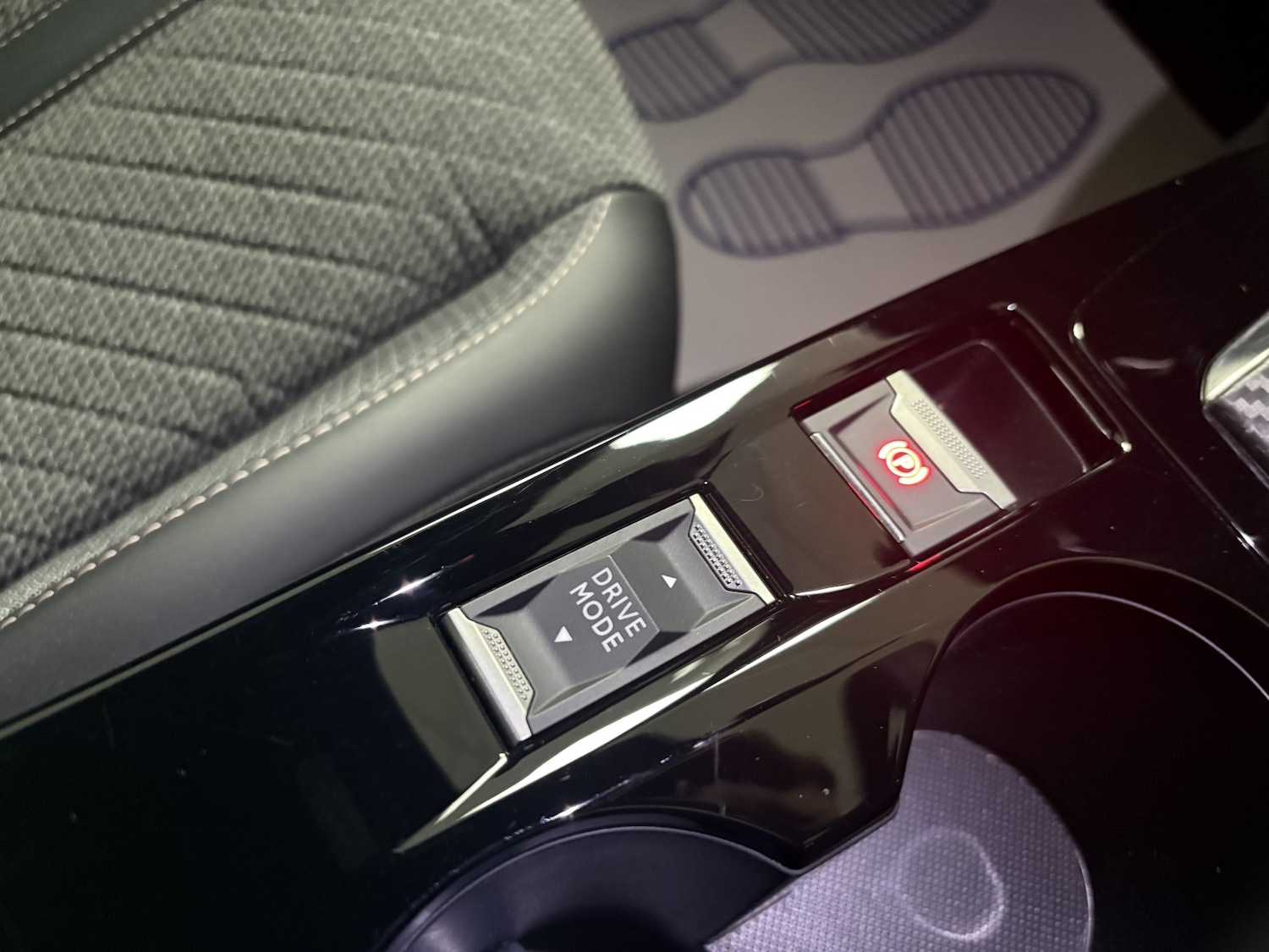 Used Peugeot 2008 2024 for sale - 77101367: Photo 17