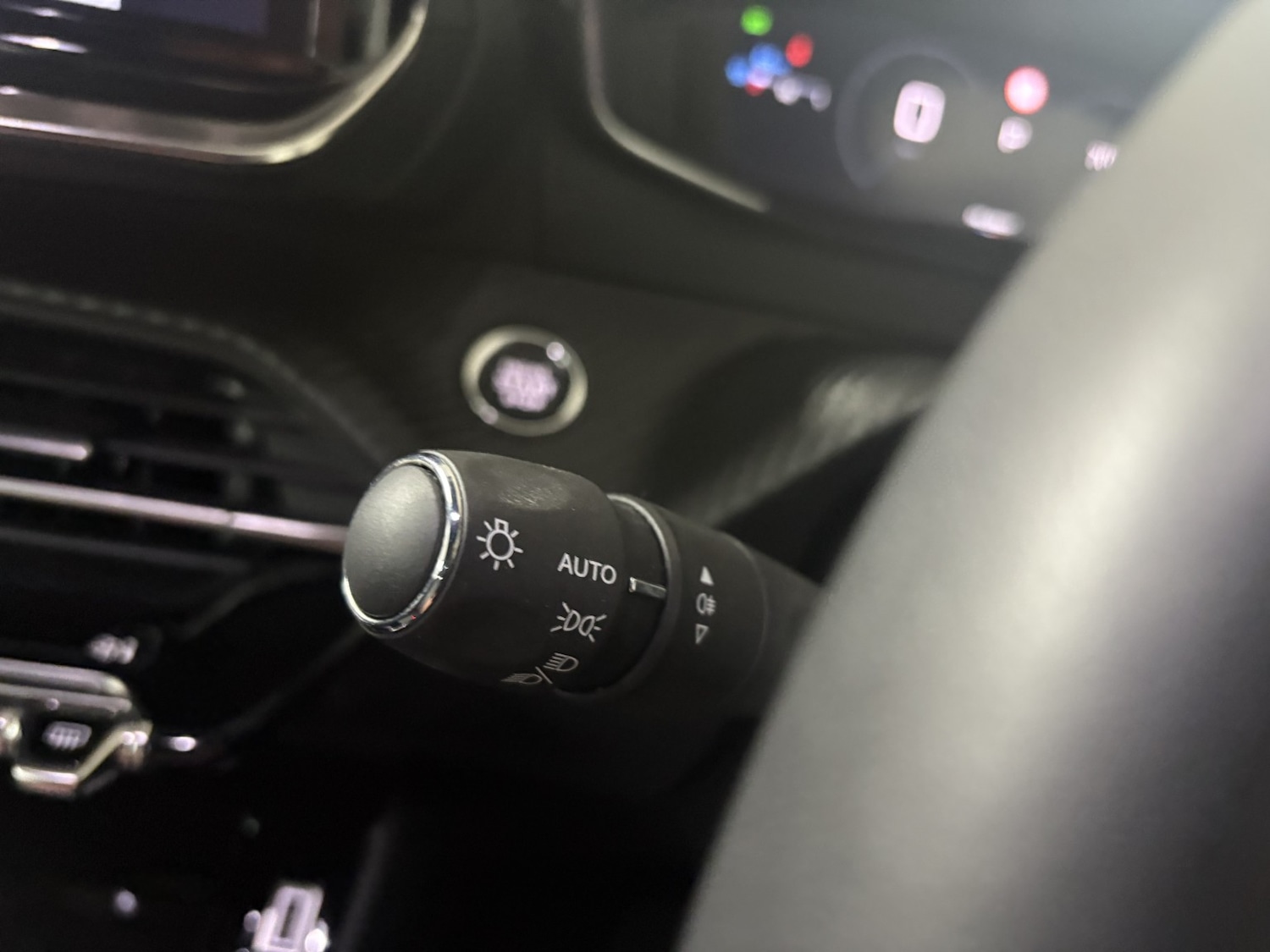 Used Peugeot 2008 2024 for sale - 77101367: Photo 29