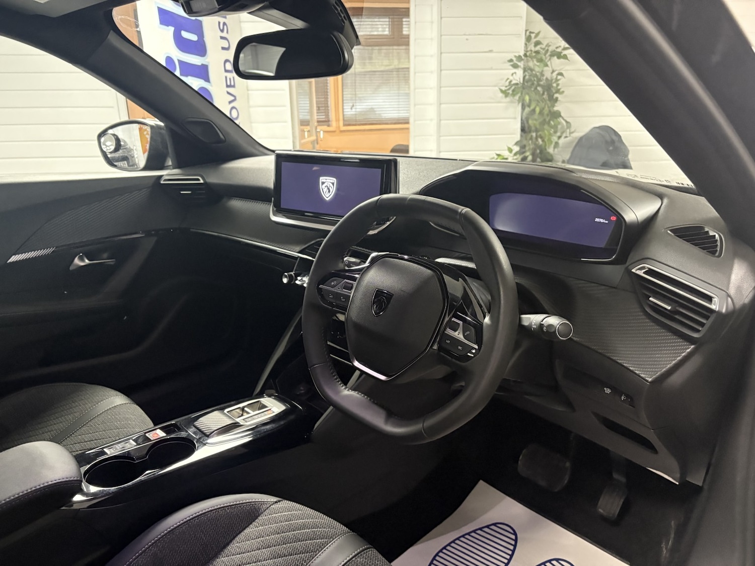 Used Peugeot 2008 2024 for sale - 77101367: Photo 7