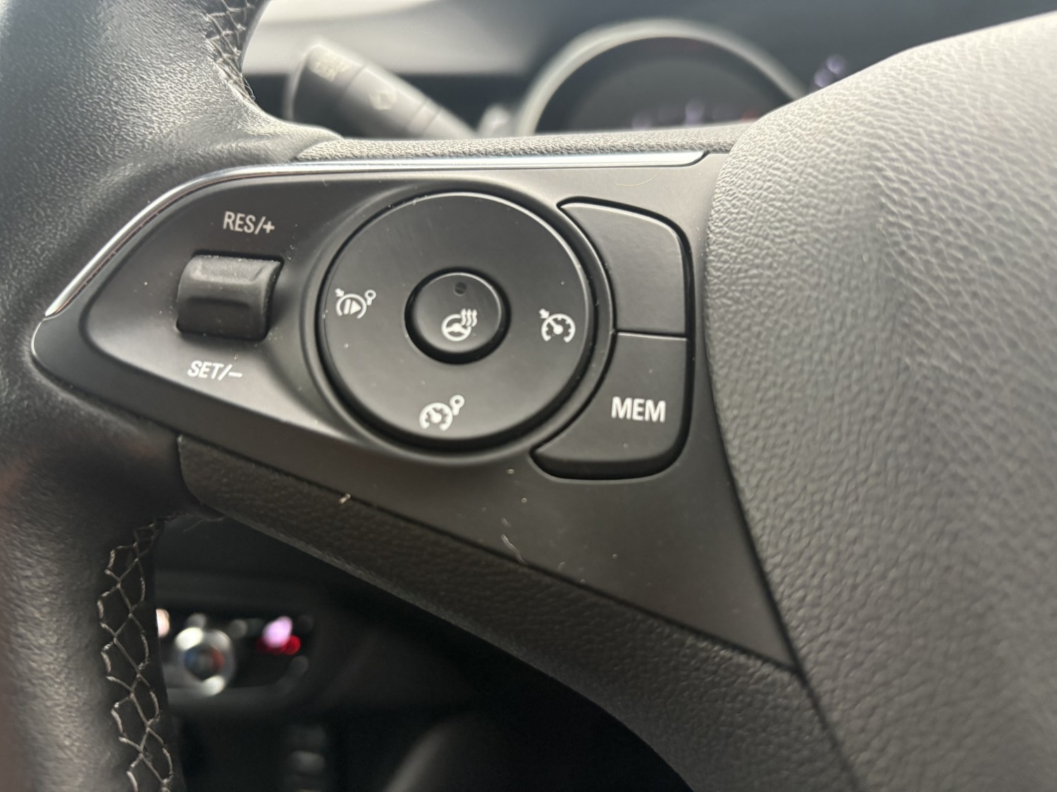 Used Vauxhall Crossland 2022 for sale - 76560033: Photo 41