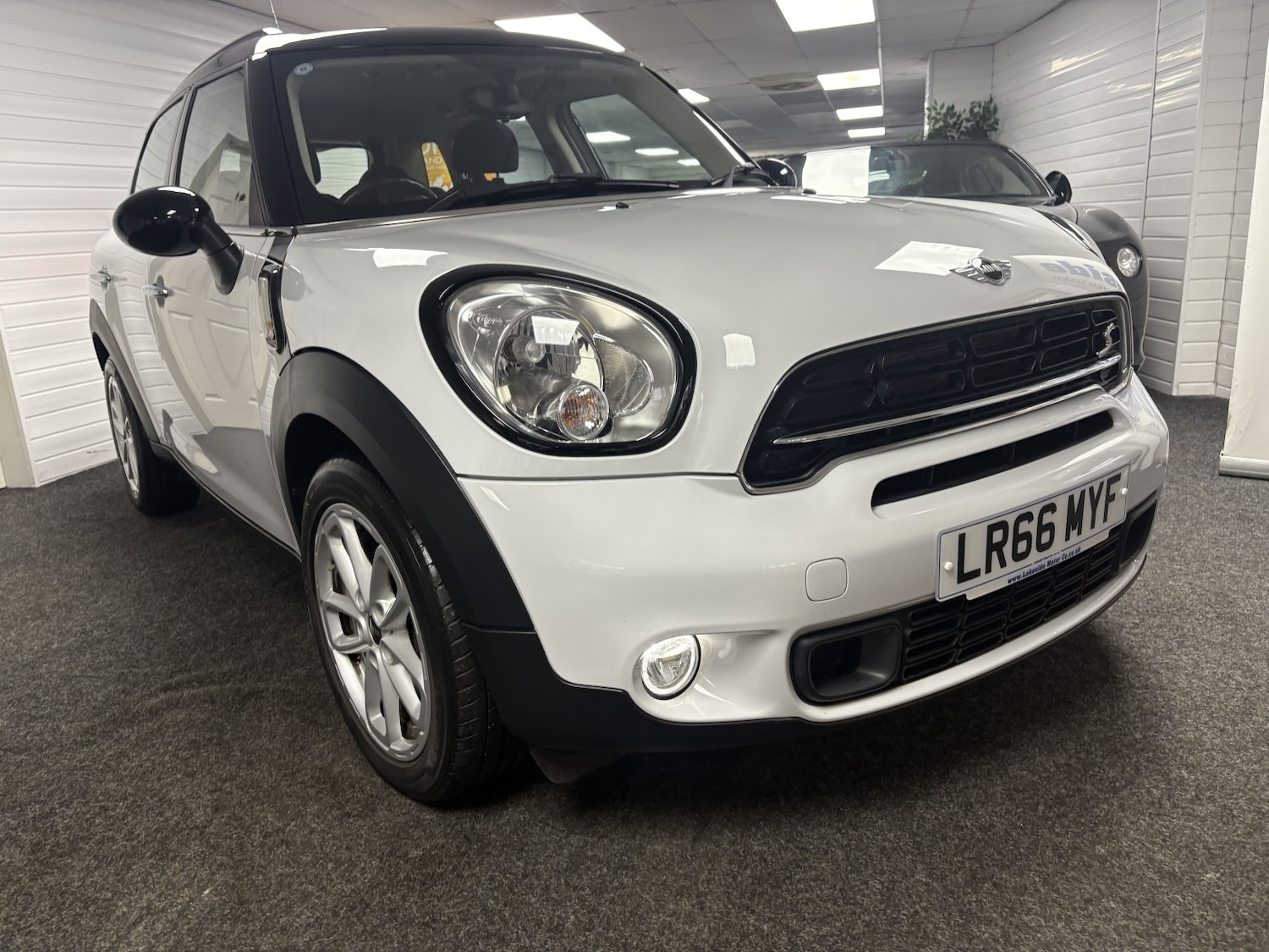 Used MINI Countryman 2016 for sale - 77398347: Photo 2