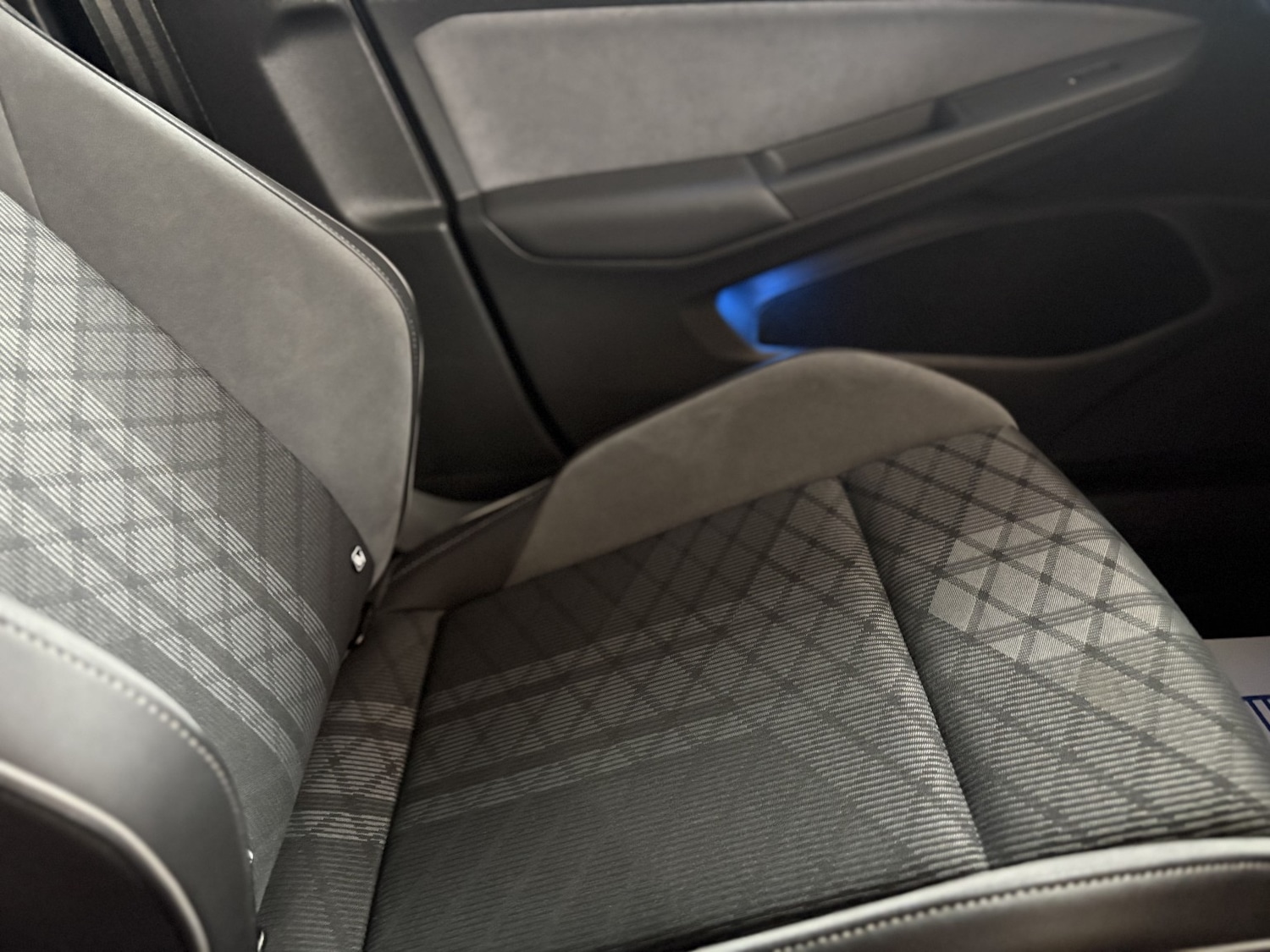 Used Volkswagen Golf 2023 for sale - 77766515: Photo 40