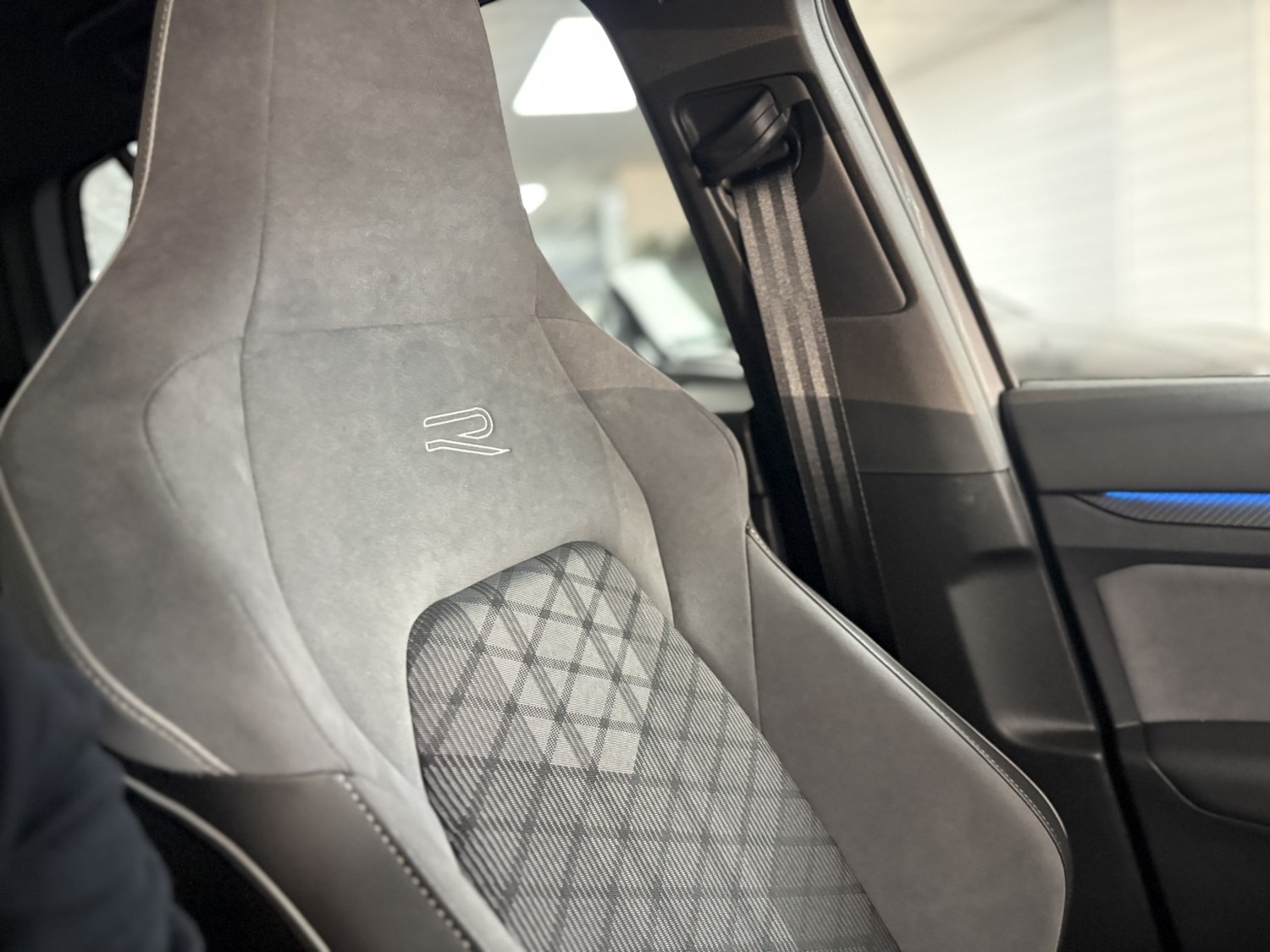 Used Volkswagen Golf 2023 for sale - 77766515: Photo 41