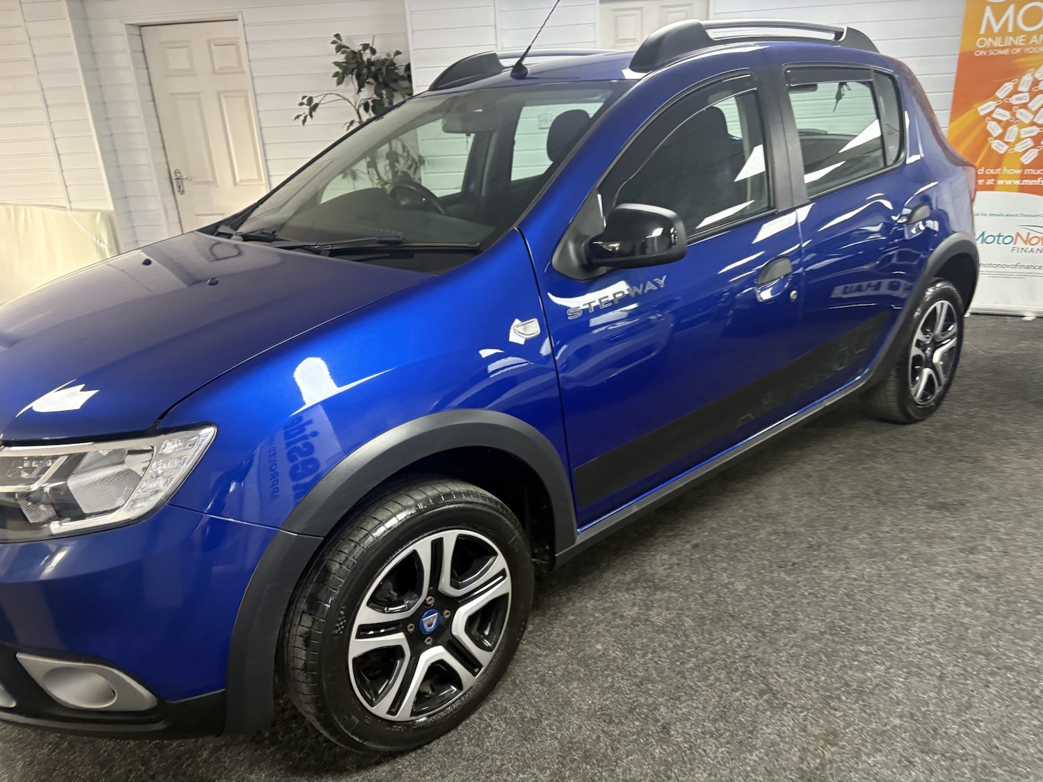 Used Dacia Sandero Stepway 2020 for sale - 76863773: Photo 4