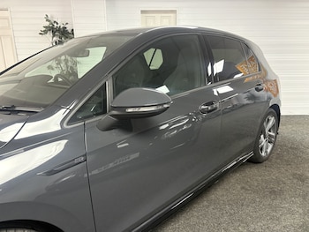 Used Volkswagen Golf 2024 for sale - 79456898: Photo