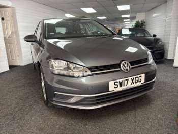 Used Volkswagen Golf 2017 for sale - 74949546: Photo