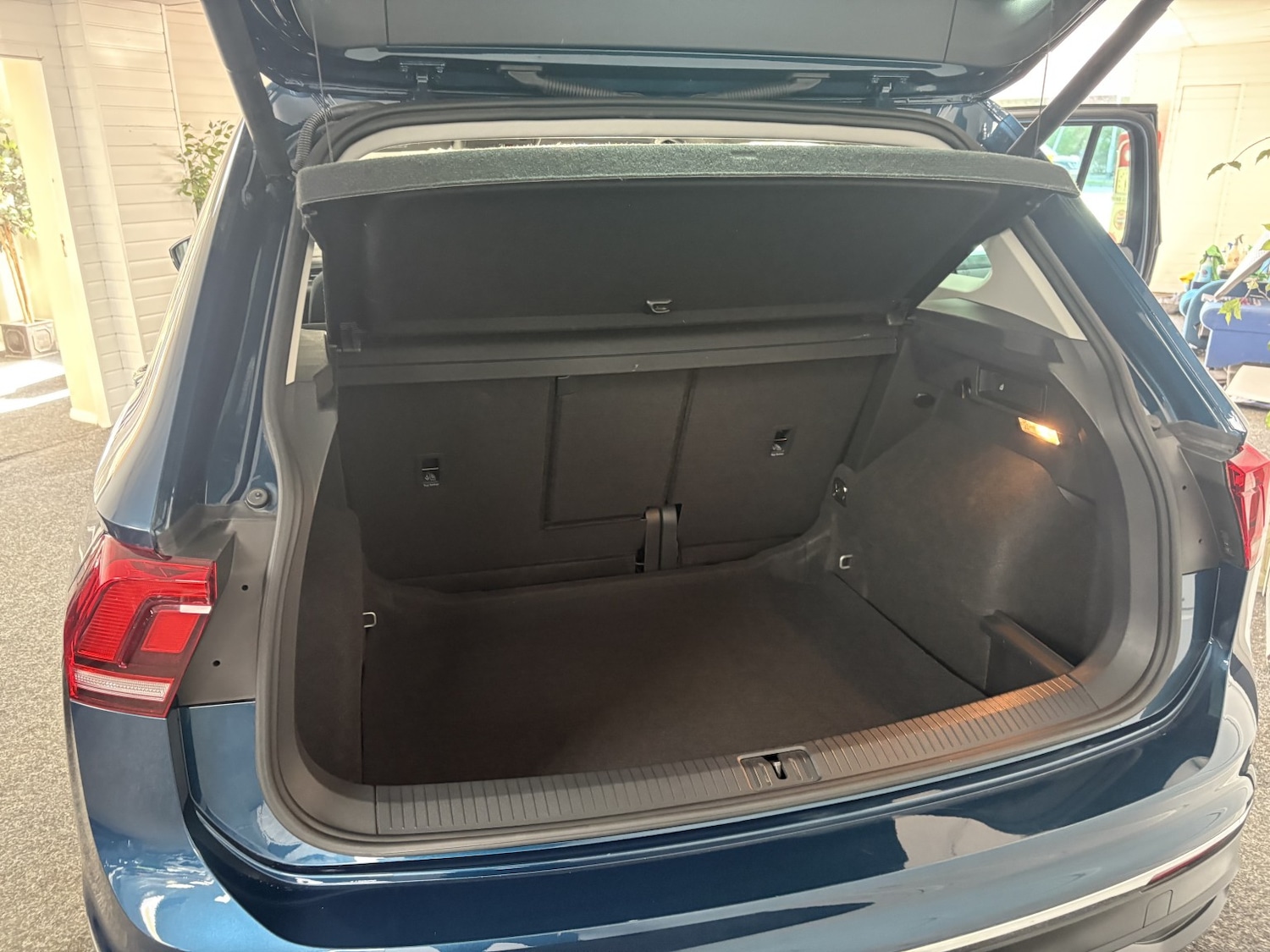 Used Volkswagen Tiguan 2021 for sale - 77921397: Photo 17