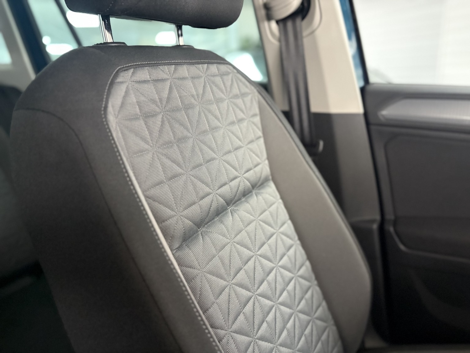 Used Volkswagen Tiguan 2021 for sale - 77921397: Photo 22