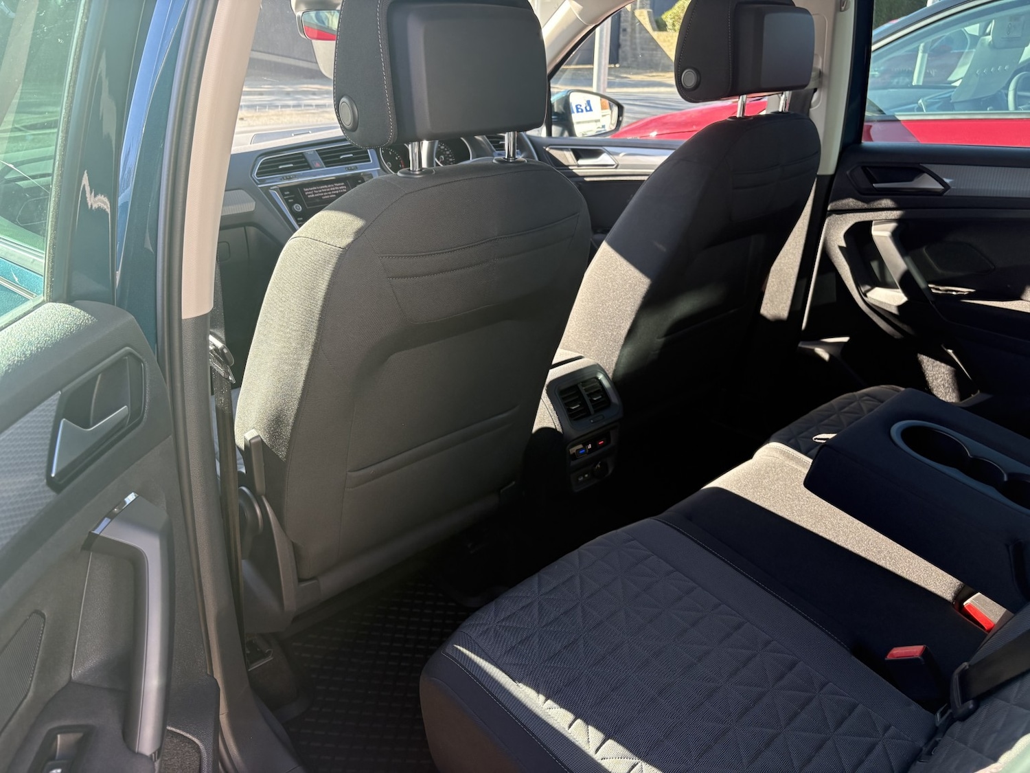 Used Volkswagen Tiguan 2021 for sale - 77921397: Photo 33