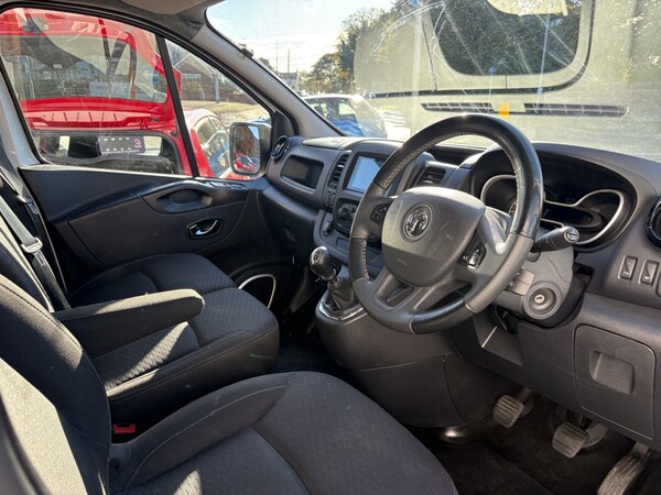 Used Vauxhall Vivaro 2018 for sale - 76186791: Photo 60