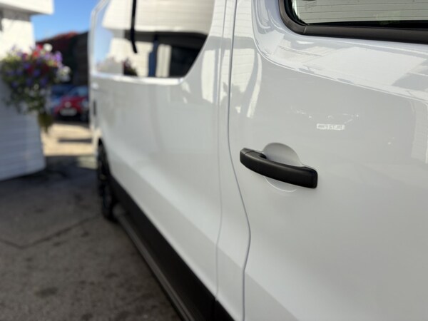 Used Vauxhall Vivaro 2018 for sale - 76186791: Photo 75