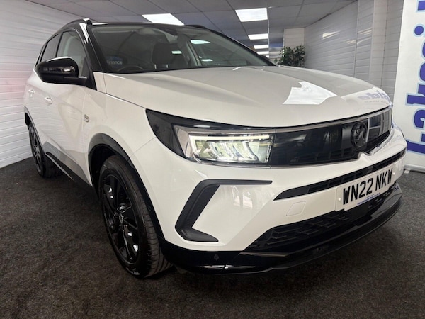 Used Vauxhall Grandland 2022 for sale - 75079536: Photo 2