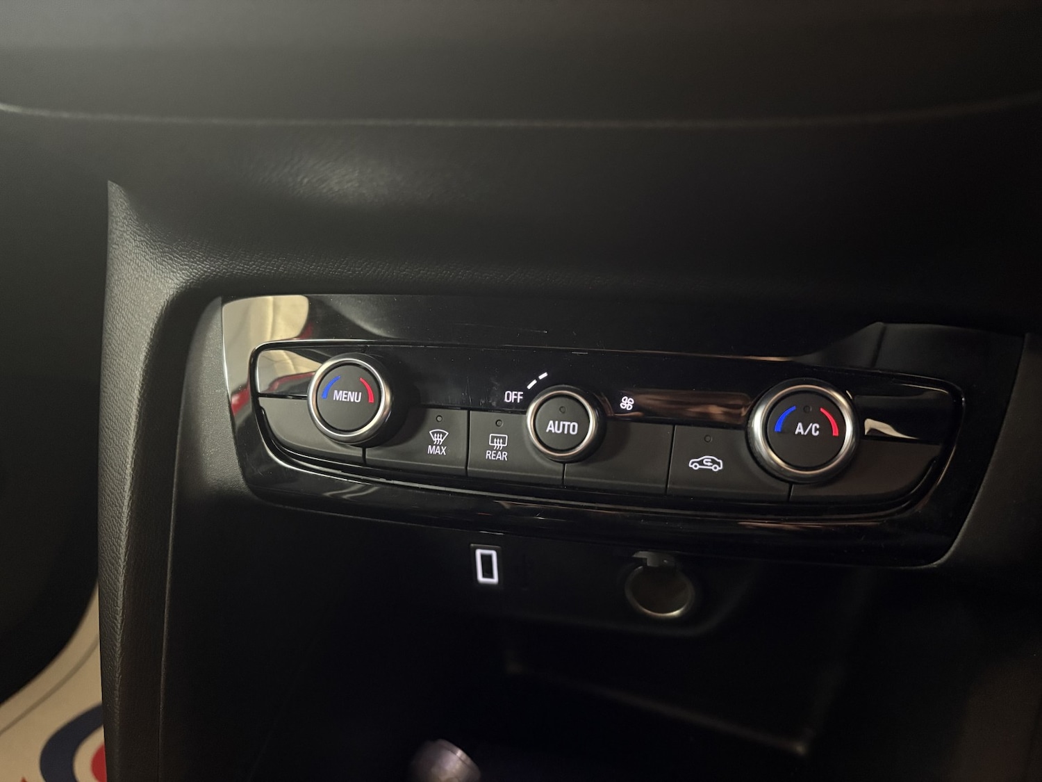 Used Vauxhall Corsa 2024 for sale - 76863947: Photo 40