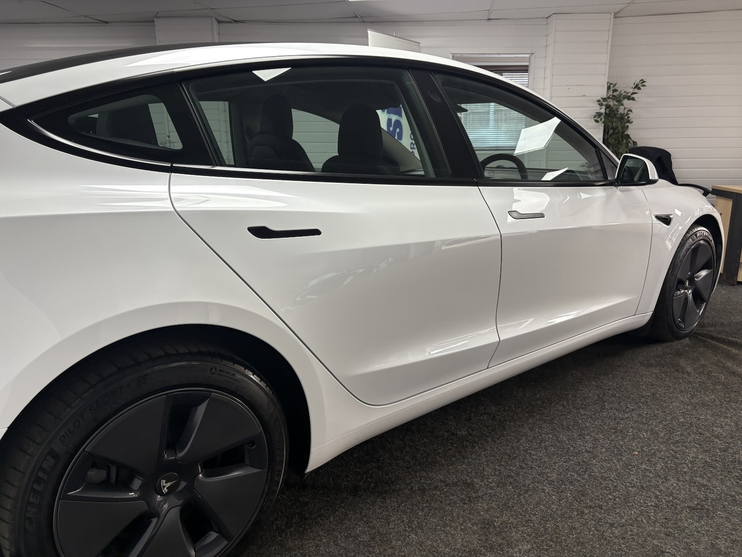 Used Tesla Model 3 2021 for sale - 76830415: Photo 25