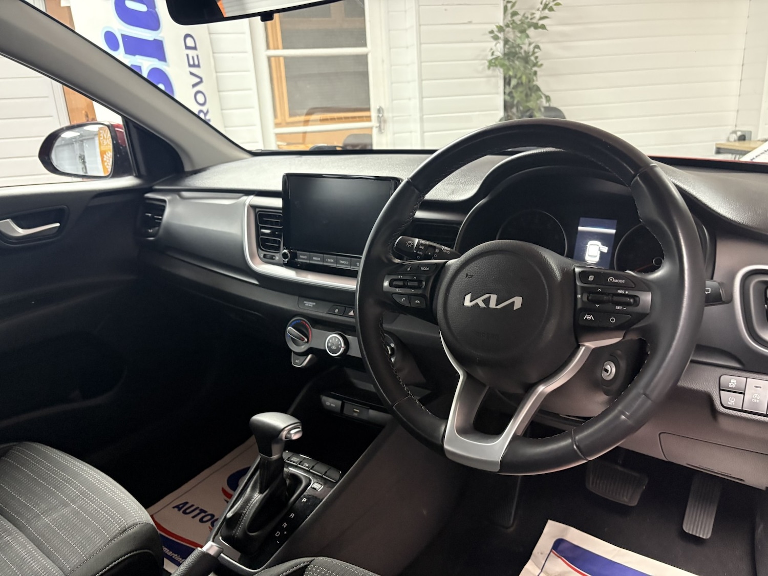 Used Kia Stonic 2022 for sale - 76699284: Photo 23