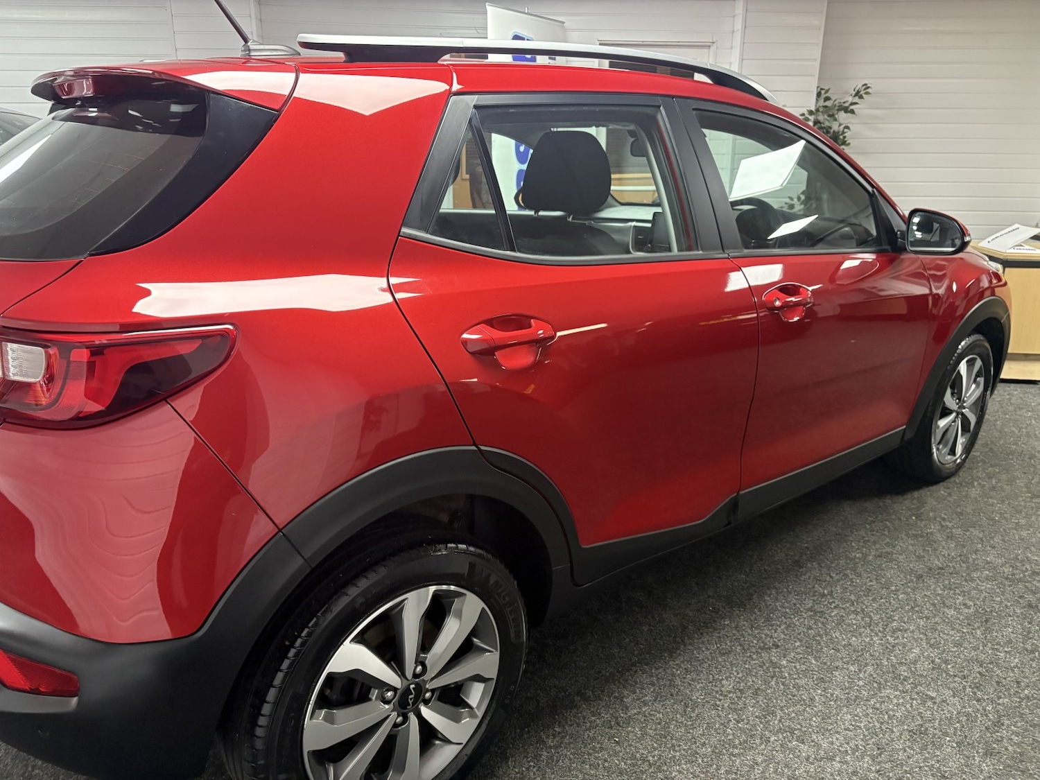 Used Kia Stonic 2022 for sale - 76699284: Photo 8