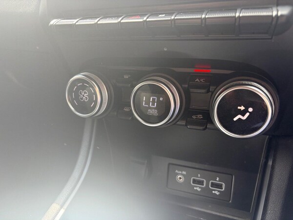 Used Renault Captur 2020 for sale - 74450825: Photo 23
