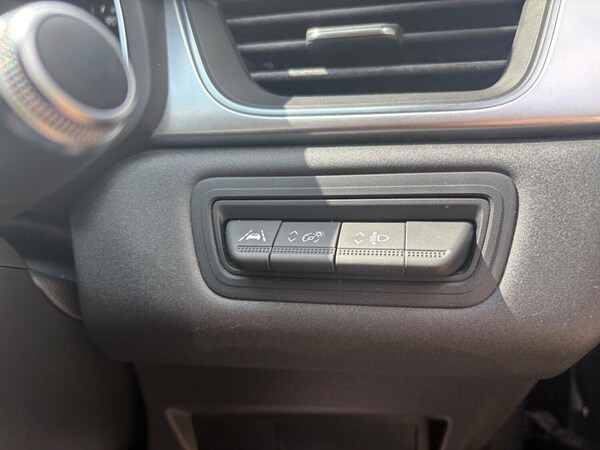 Used Renault Captur 2020 for sale - 74450825: Photo 28