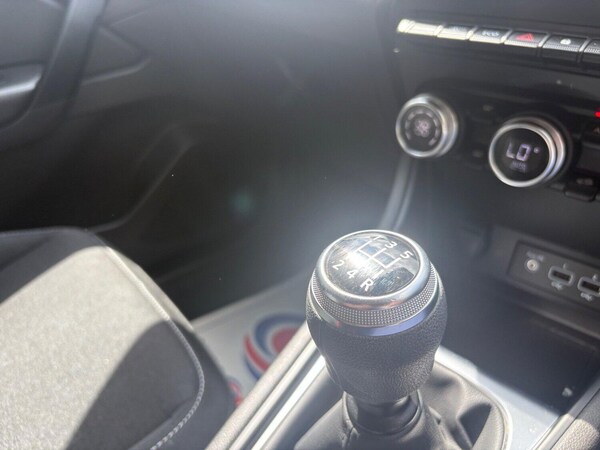 Used Renault Captur 2020 for sale - 74450825: Photo 33