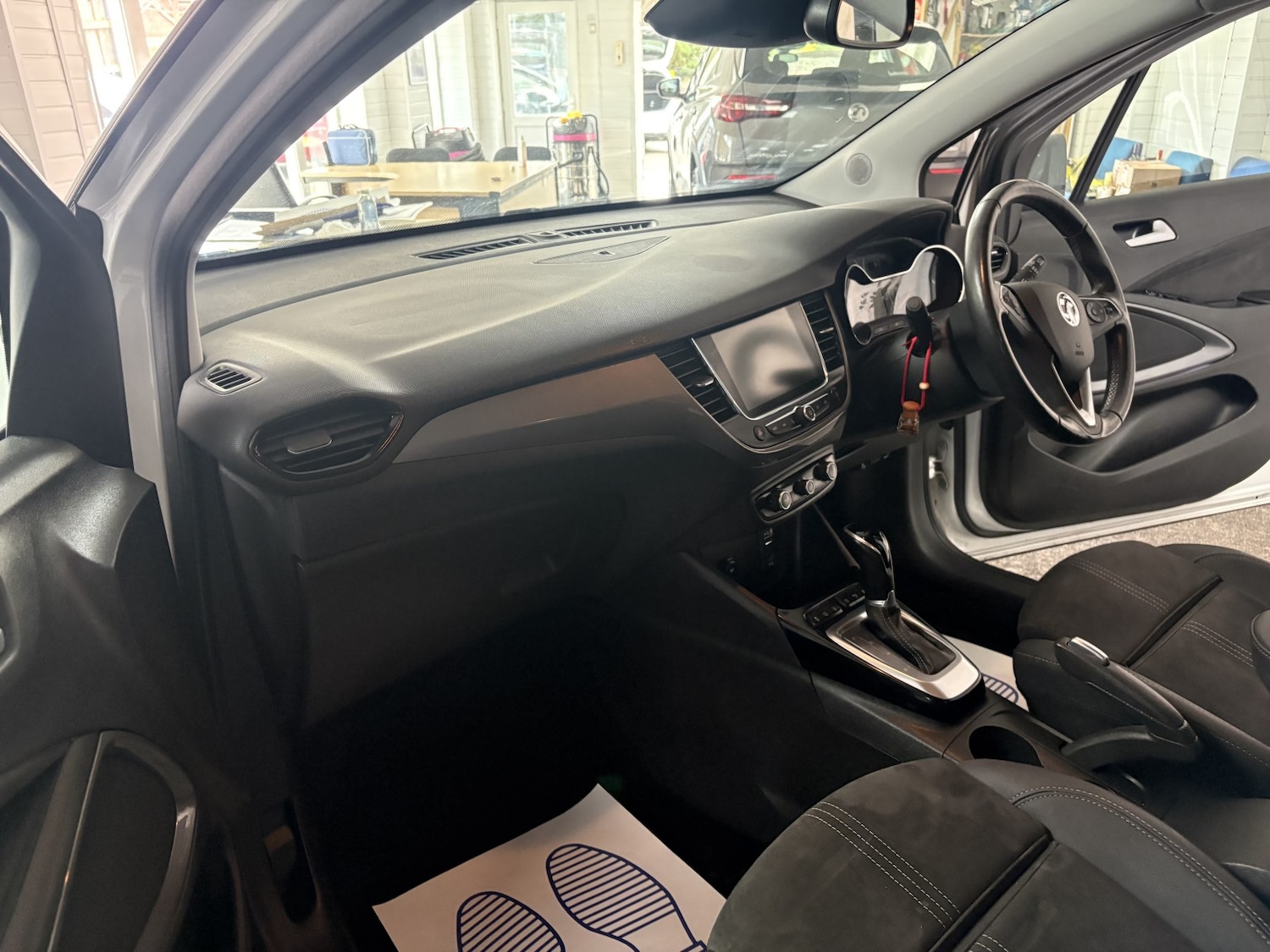 Used Vauxhall Crossland 2024 for sale - 78077855: Photo 29