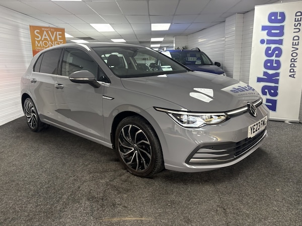 Used Volkswagen Golf 2023 for sale - 76225325: Photo 1