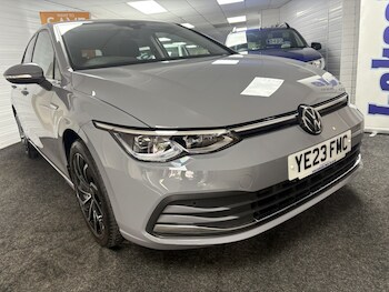 Used Volkswagen Golf 2023 for sale - 76225325: Photo 3