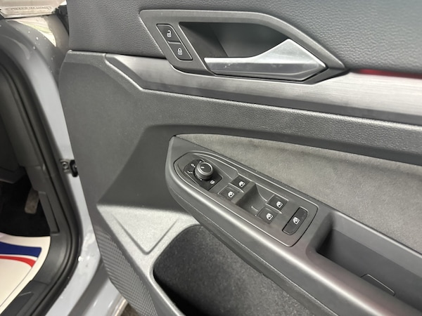 Used Volkswagen Golf 2023 for sale - 76225325: Photo 40