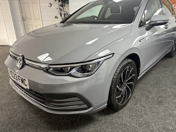 Used Volkswagen Golf 2023 for sale - 76225325: Photo 4