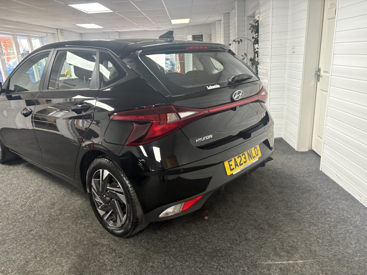 Used Hyundai i20 2023 for sale - 77548359: Photo 5