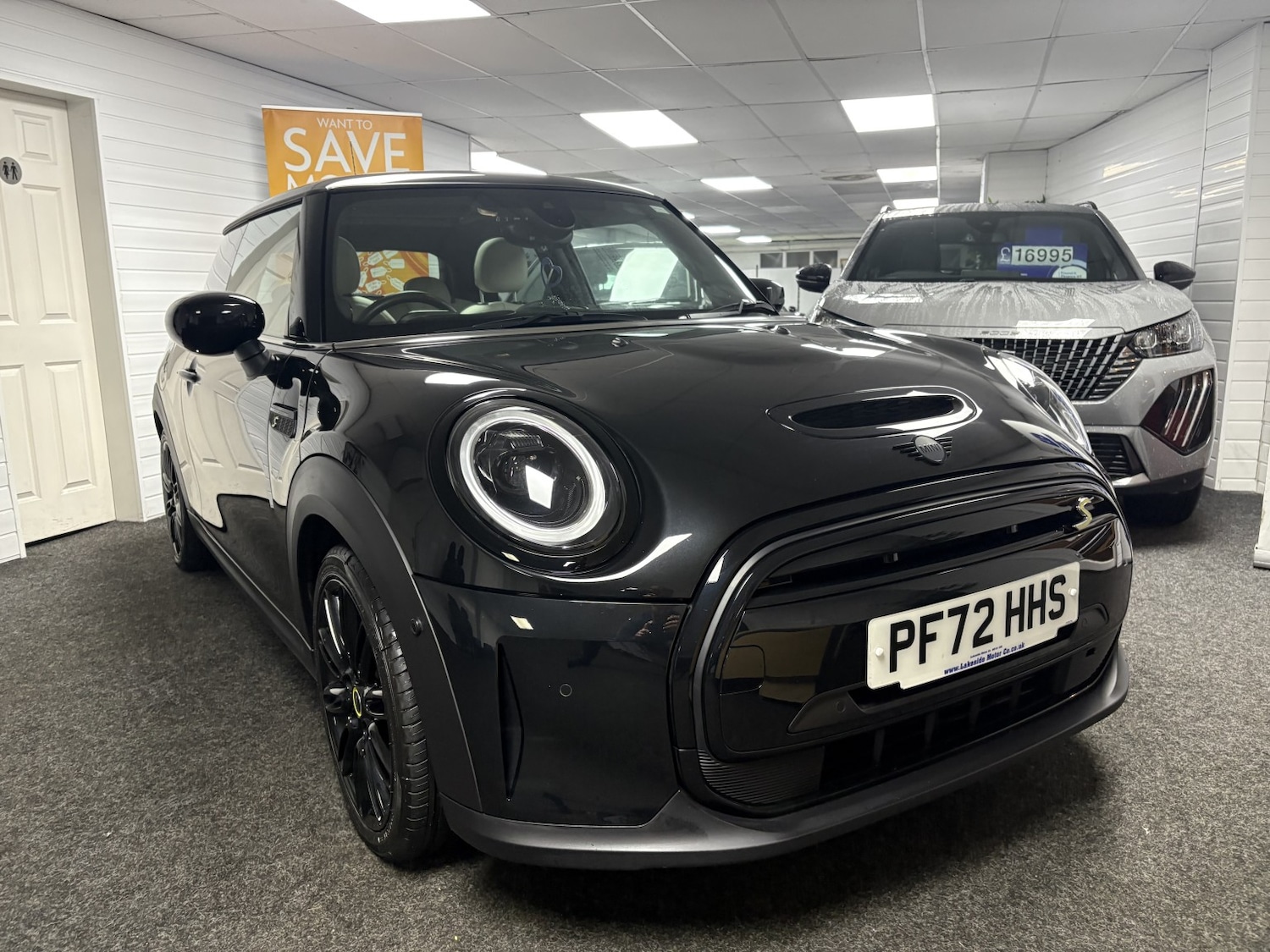 Used MINI Hatch 2022 for sale - 77251159: Photo 2