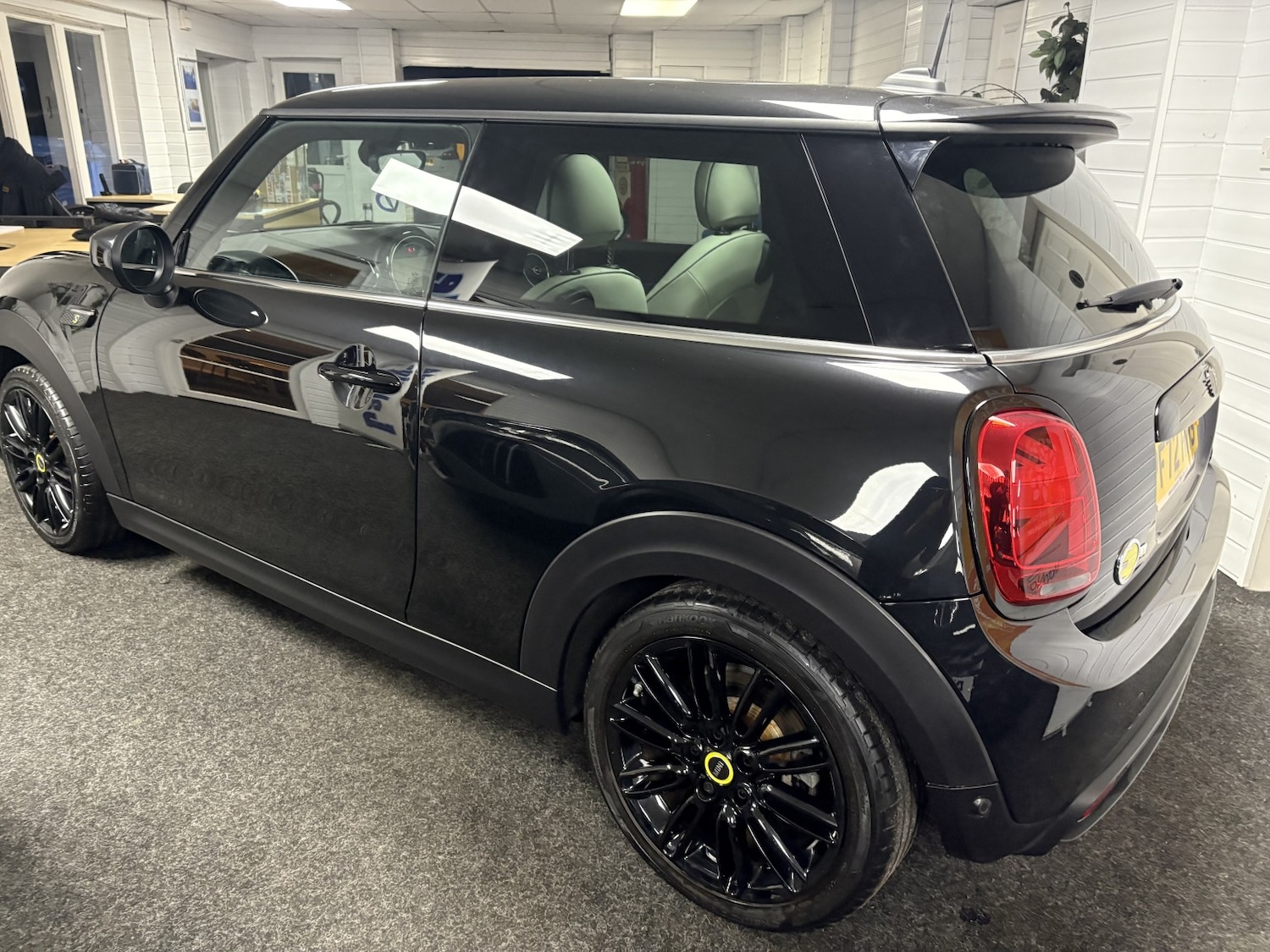 Used MINI Hatch 2022 for sale - 77251159: Photo 5