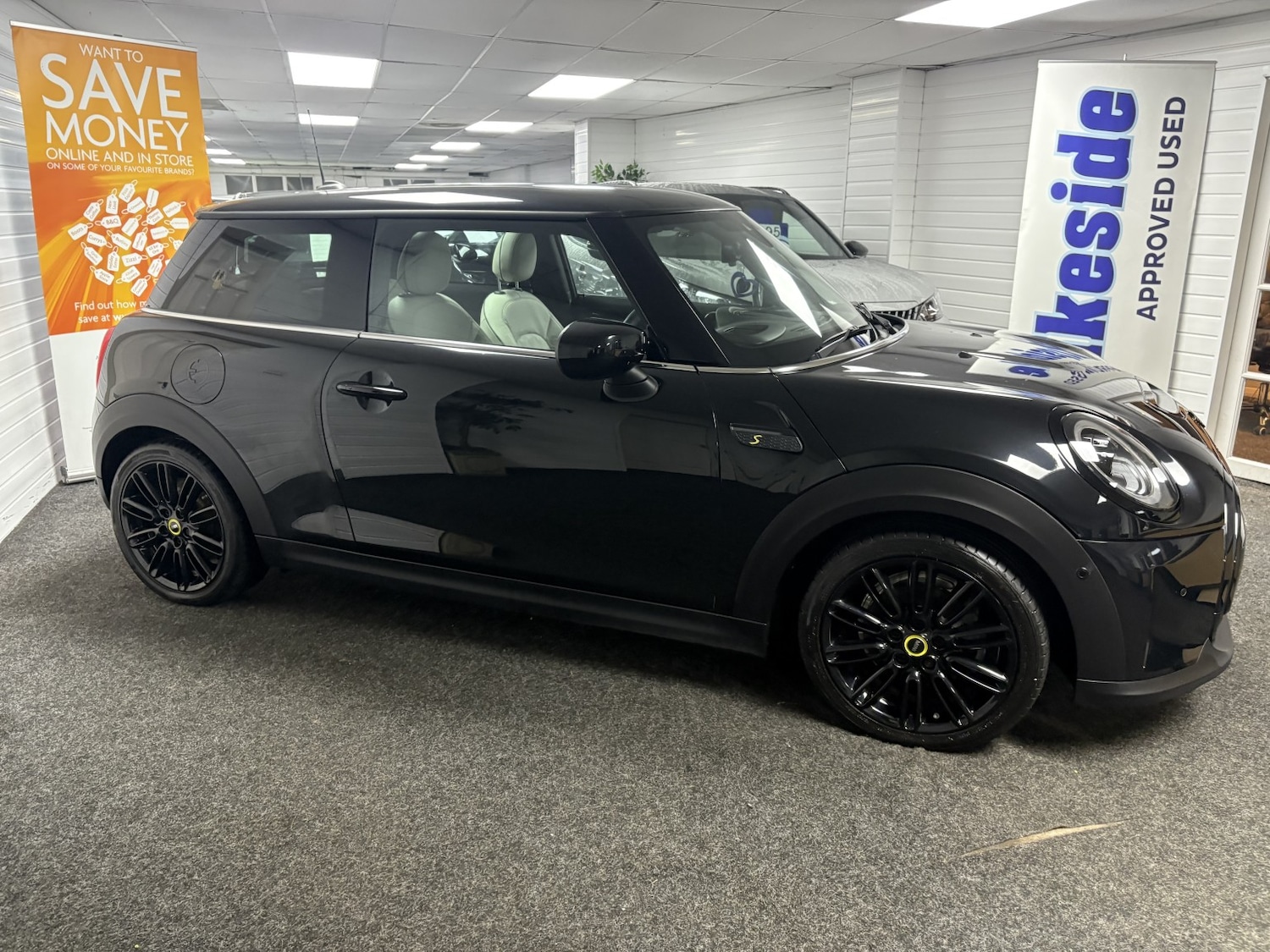 Used MINI Hatch 2022 for sale - 77251159: Photo 8