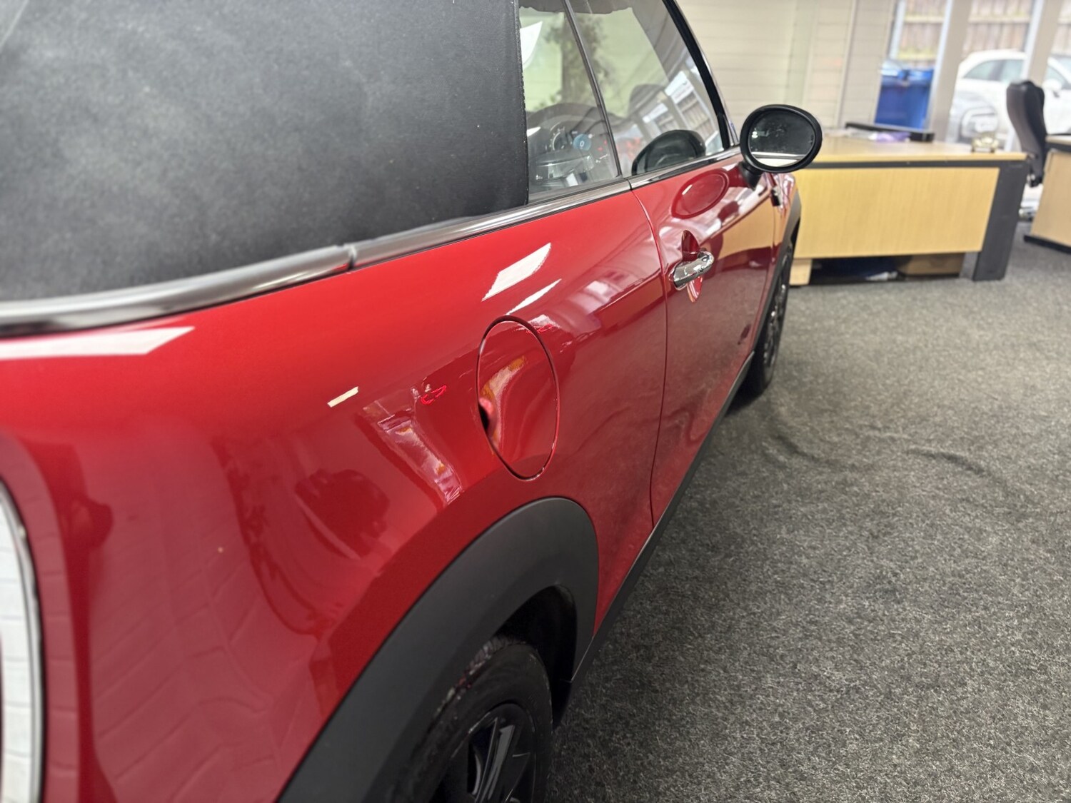 Used MINI Convertible 2023 for sale - 77548211: Photo 17