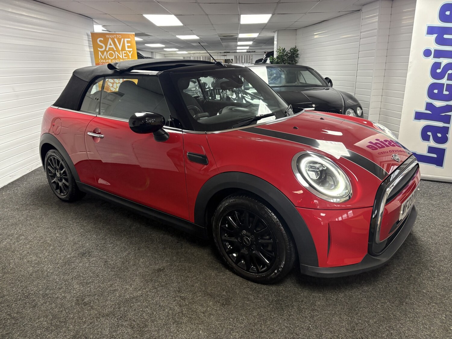 Used MINI Convertible 2023 for sale - 77548211: Photo 26
