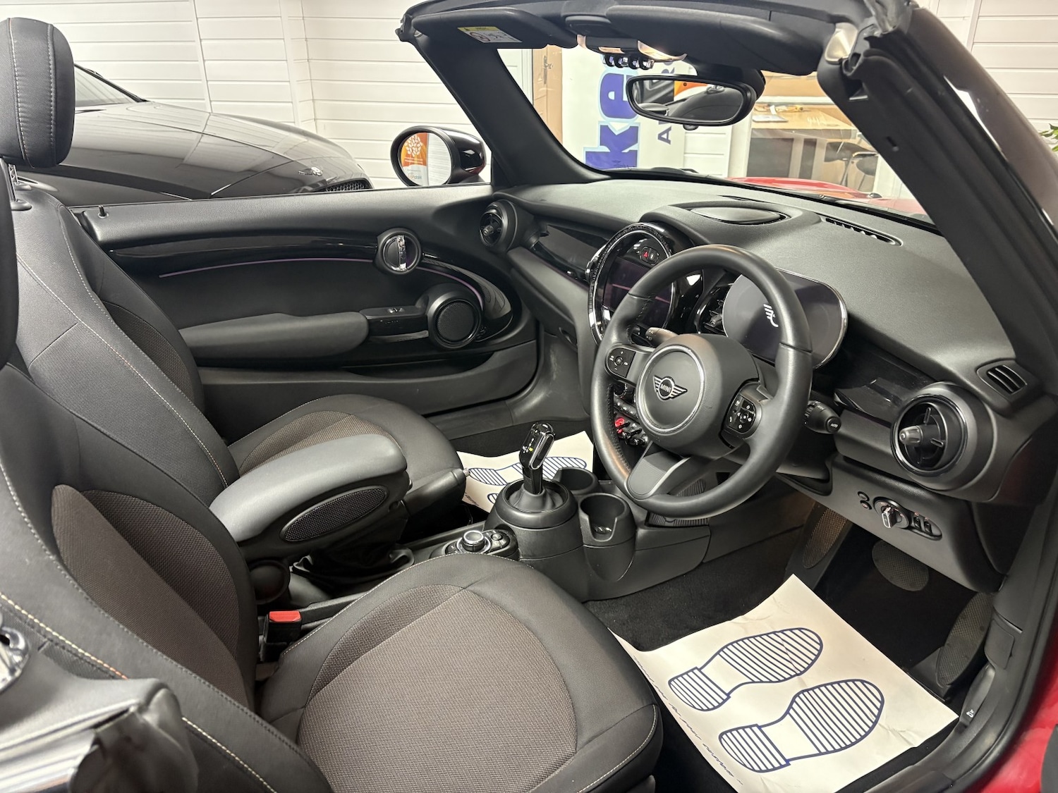 Used MINI Convertible 2023 for sale - 77548211: Photo 36